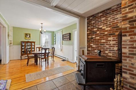 184 Highland Avenue Gardiner ME 04345