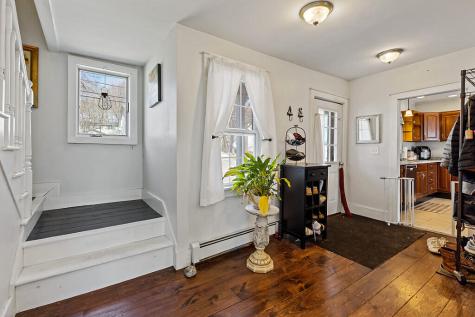 184 Highland Avenue Gardiner ME 04345