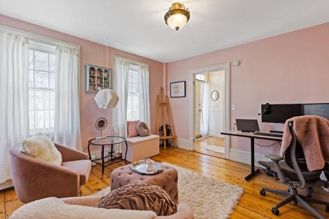 184 Highland Avenue Gardiner ME 04345