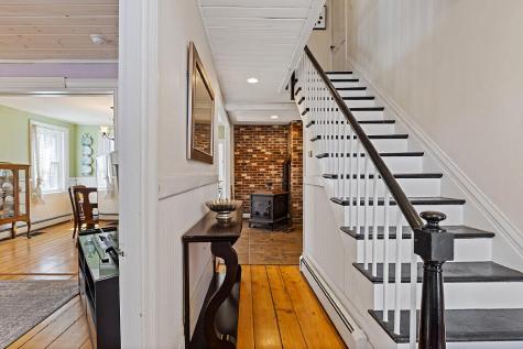 184 Highland Avenue Gardiner ME 04345