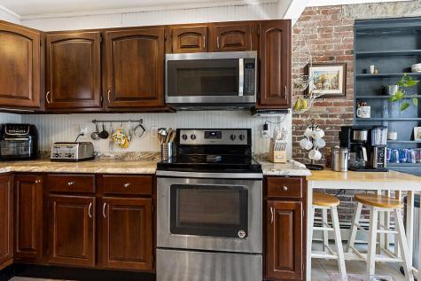 184 Highland Avenue Gardiner ME 04345