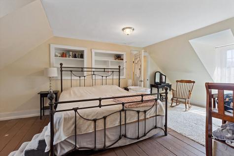 184 Highland Avenue Gardiner ME 04345