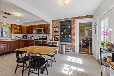 184 Highland Avenue Gardiner ME 04345