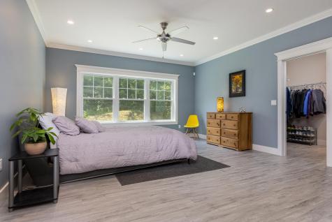 40 Garfield Road Minot ME 04258