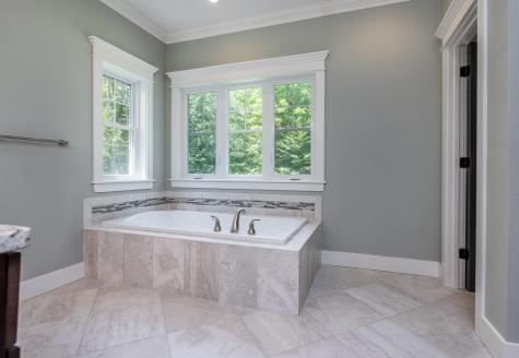 40 Garfield Road Minot ME 04258