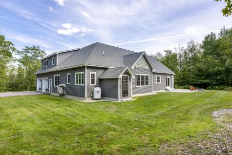 40 Garfield Road Minot ME 04258