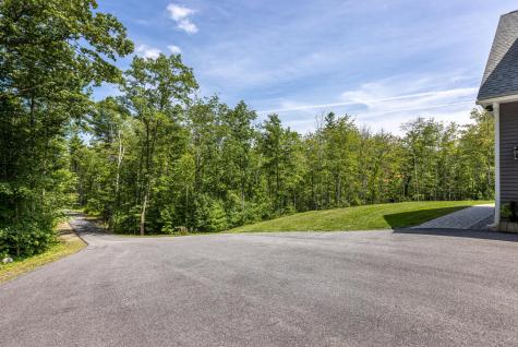 40 Garfield Road Minot ME 04258