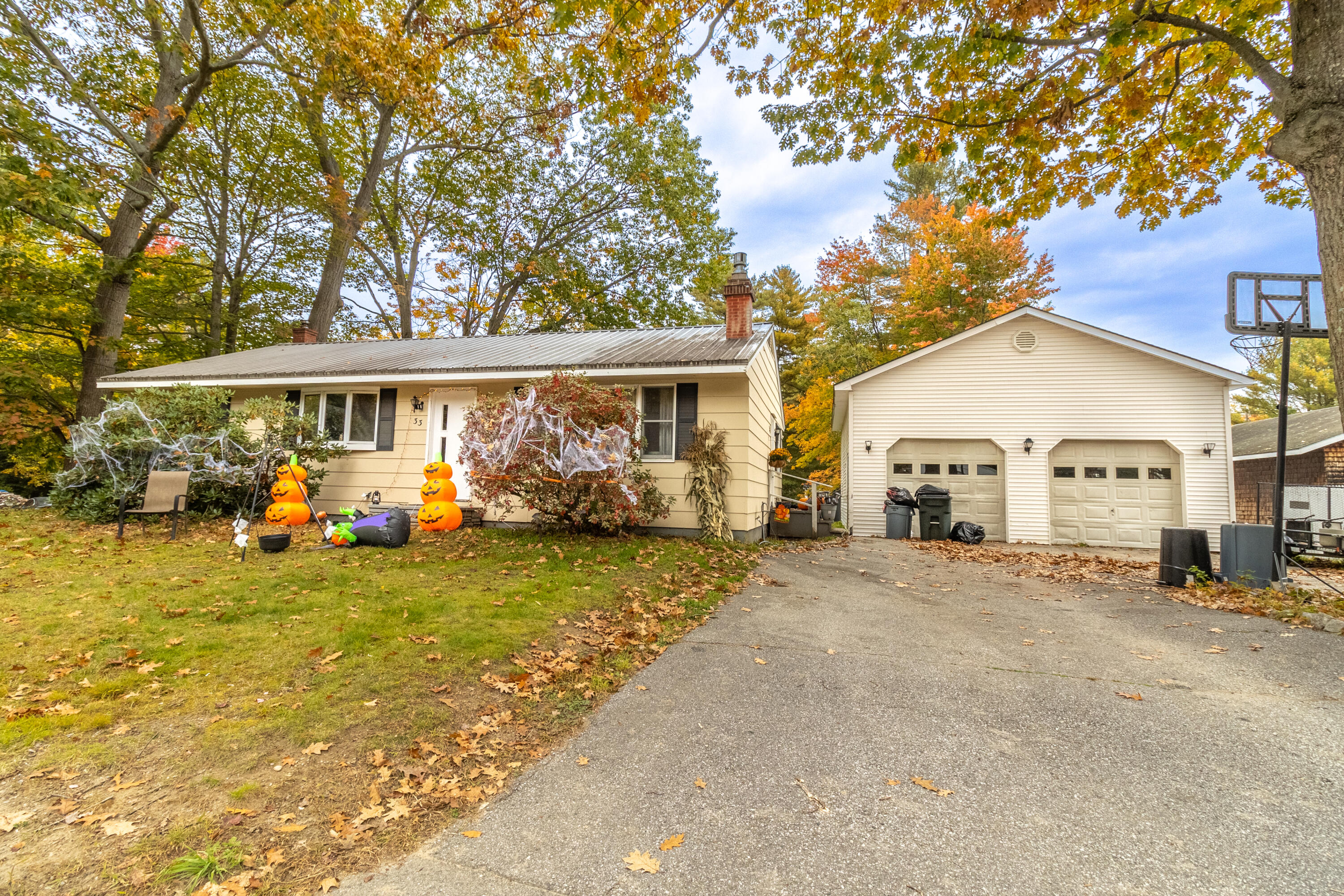 33 Maple Point Auburn ME 04210