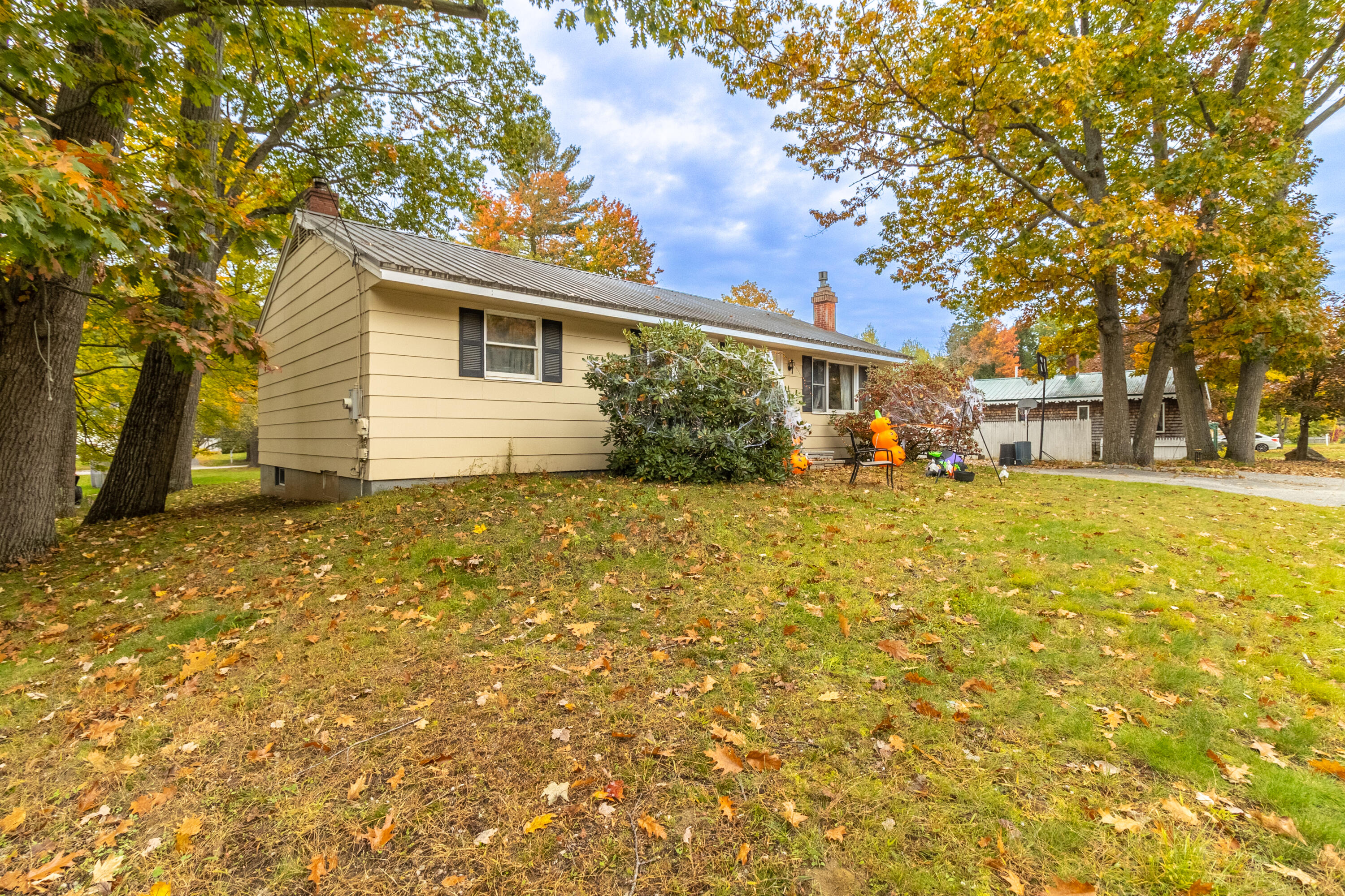 33 Maple Point Auburn ME 04210