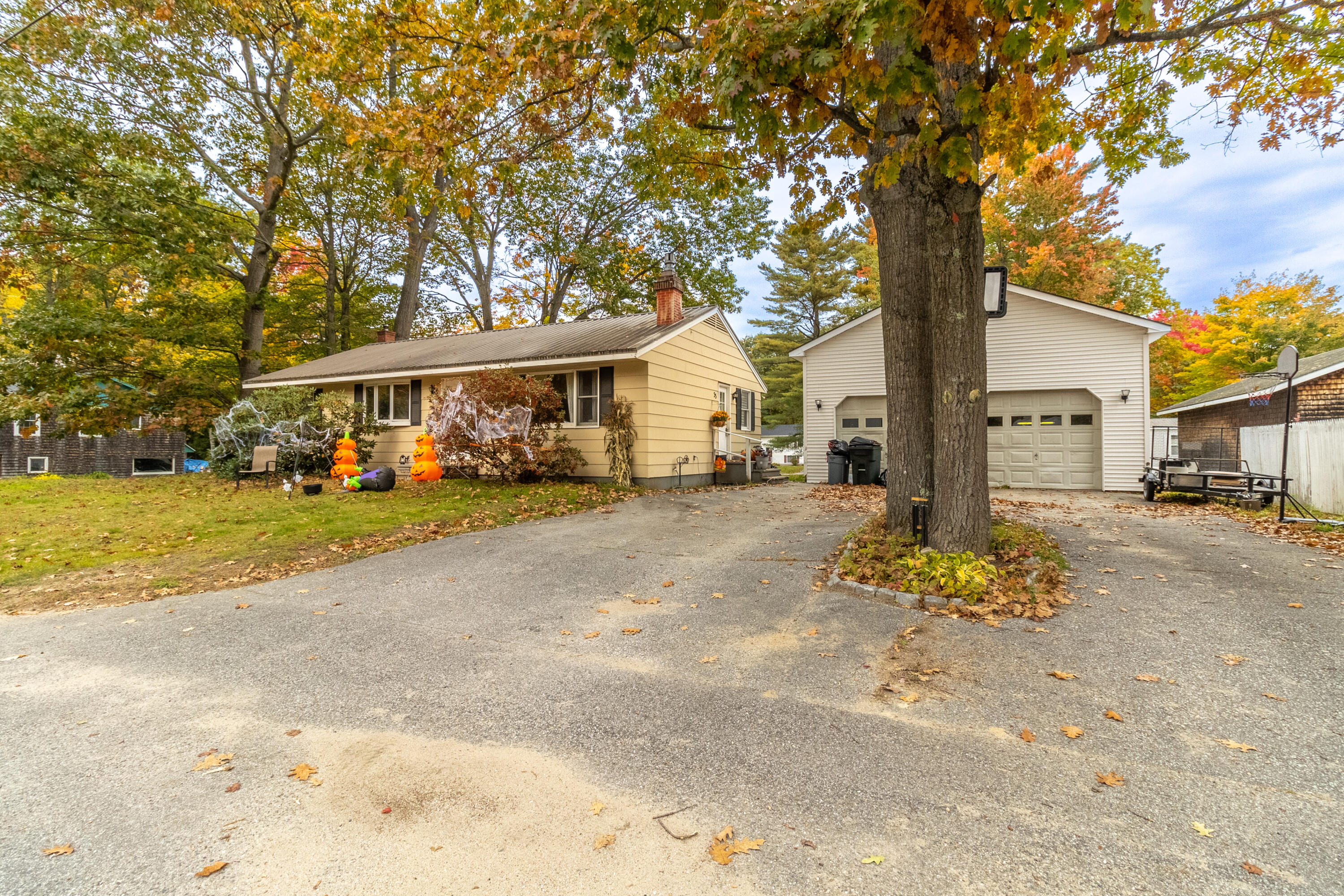 33 Maple Point Auburn ME 04210