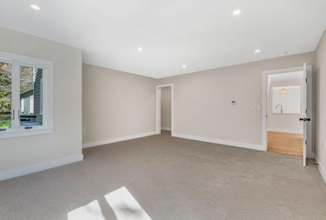 82 Falcon Lane Lamoine ME 04605