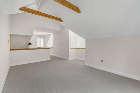 82 Falcon Lane Lamoine ME 04605