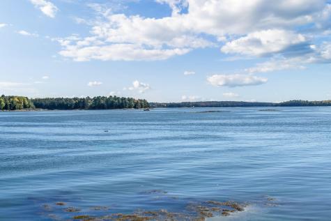 82 Falcon Lane Lamoine ME 04605