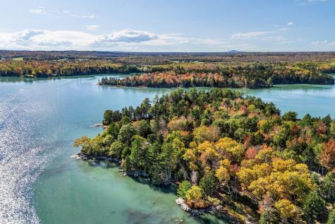 82 Falcon Lane Lamoine ME 04605