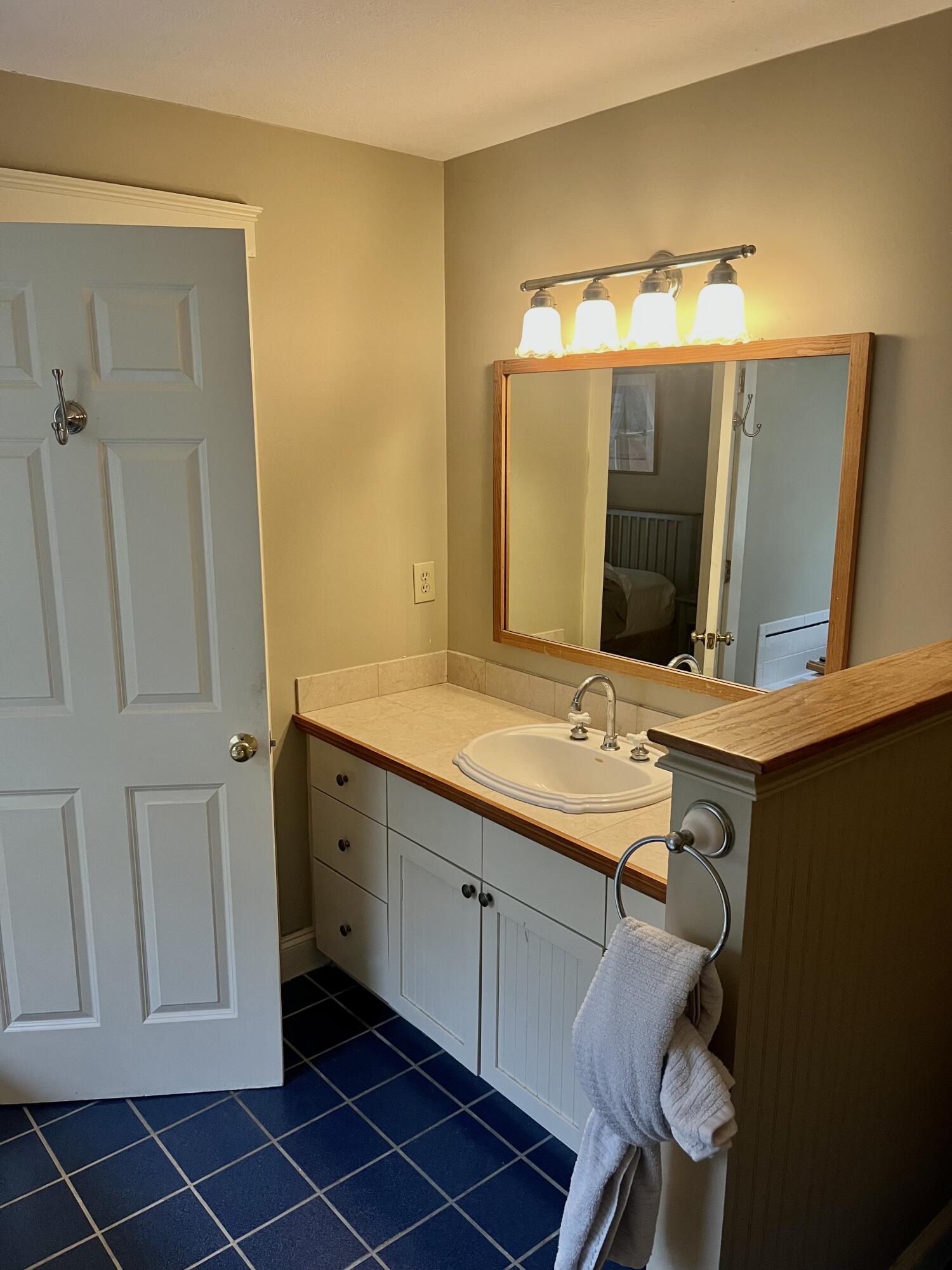 4 Kerri Drive Cumberland ME 04021