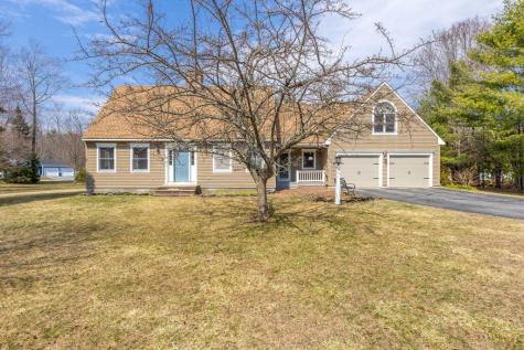 36 Village Woods Circle Gorham ME 04038