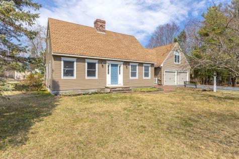 36 Village Woods Circle Gorham ME 04038