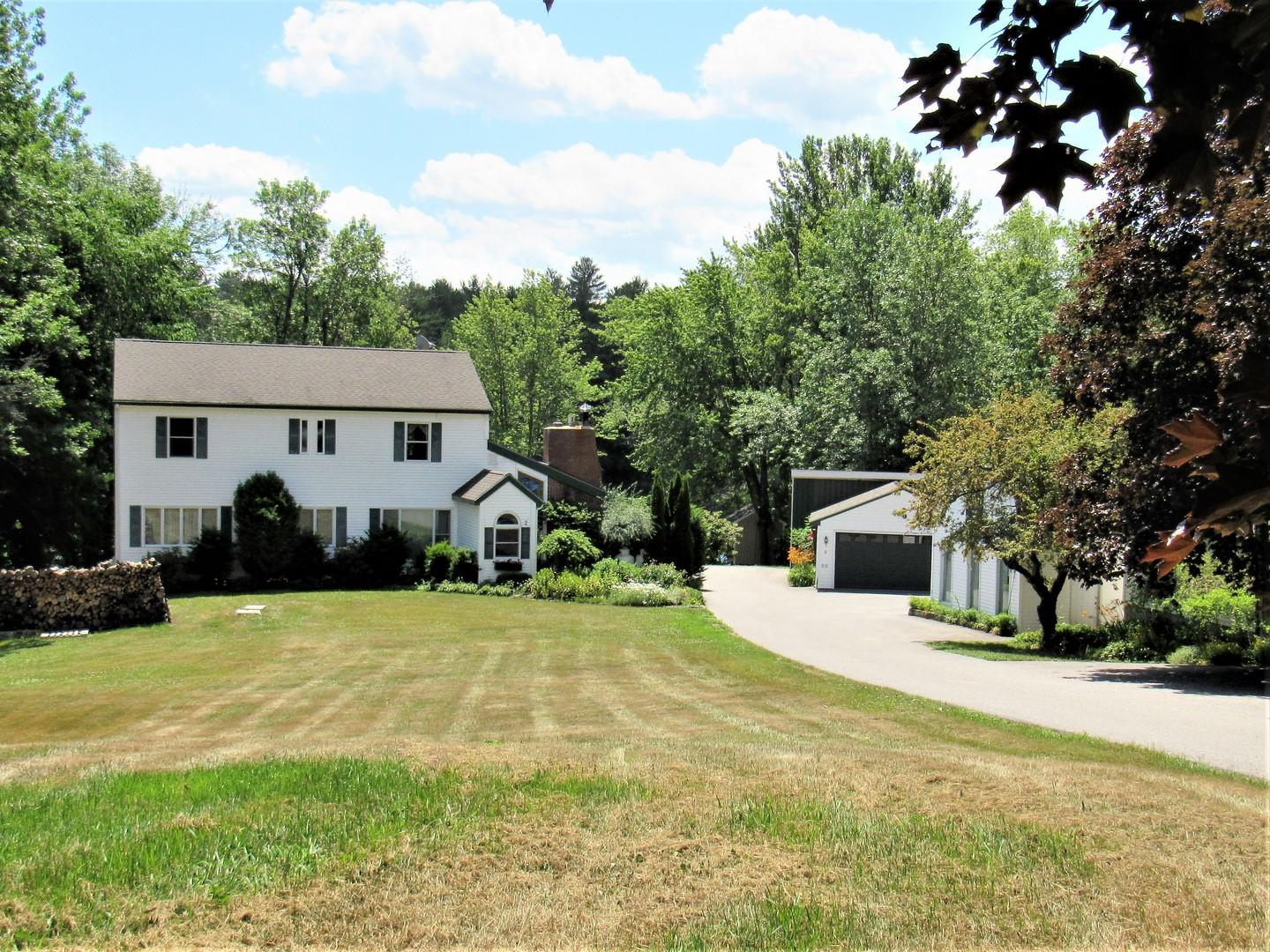 2 Old Lewiston Road West Gardiner ME 04345