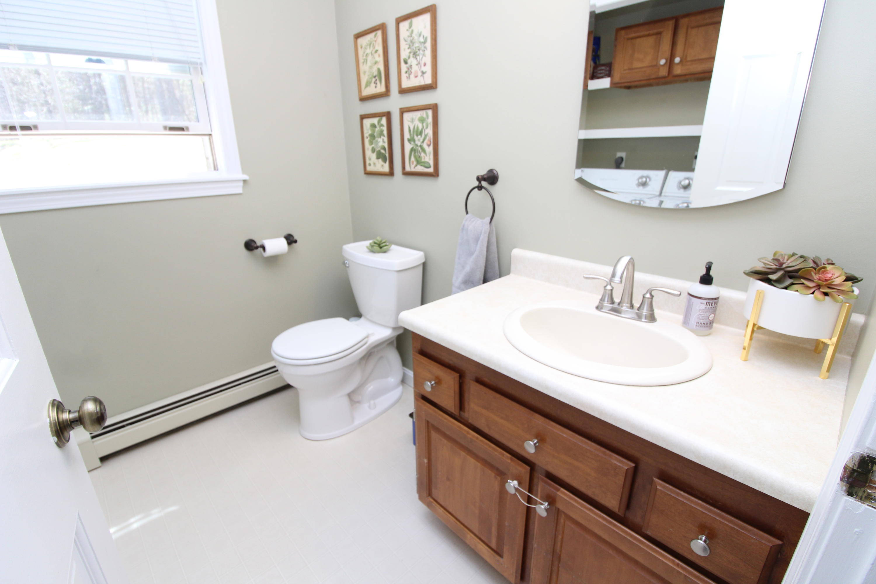 54 Yankee Avenue Bangor ME 04401