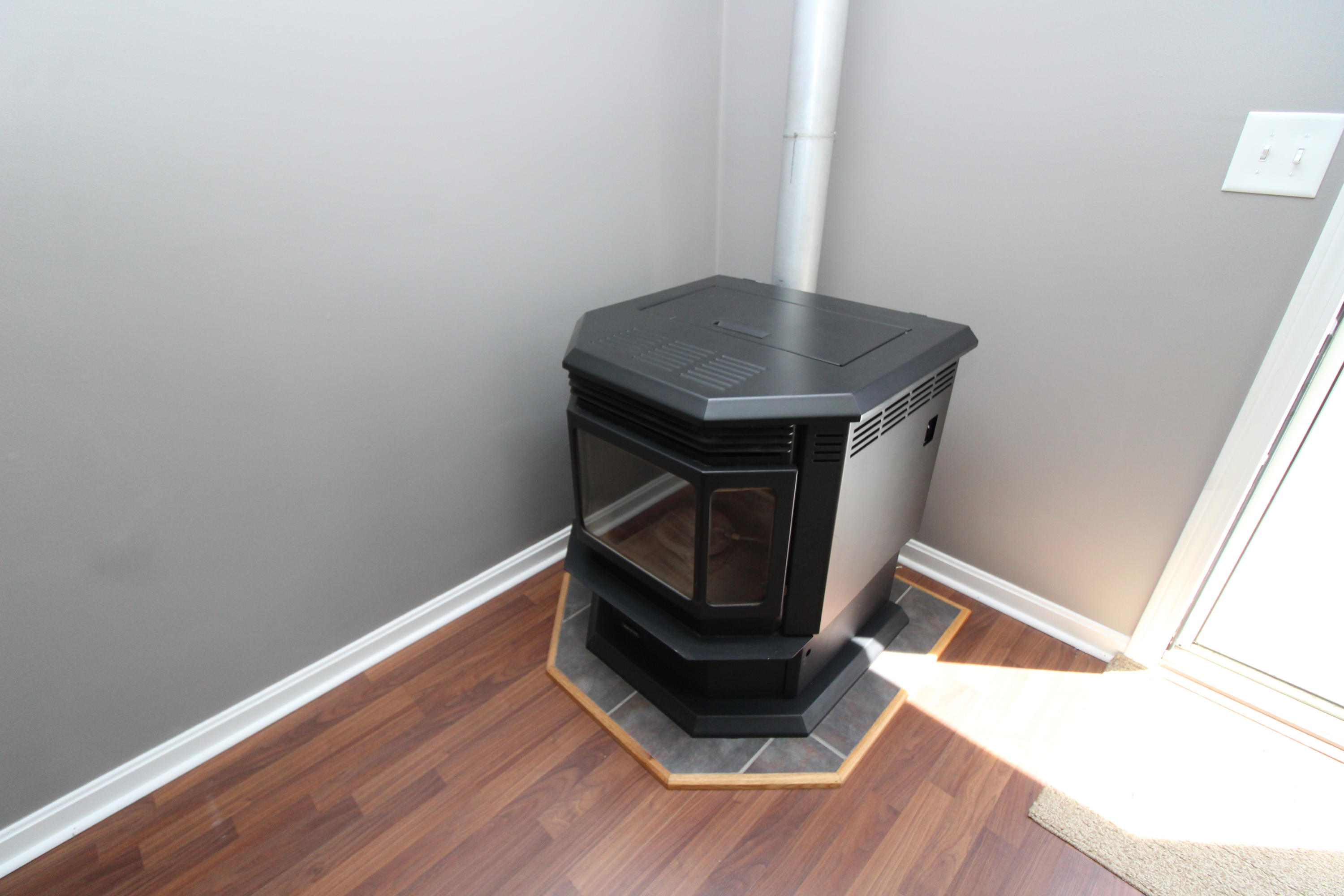 54 Yankee Avenue Bangor ME 04401