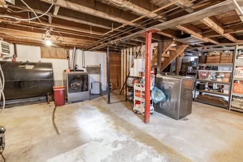 73 Pinewoods Road Lisbon ME 04250