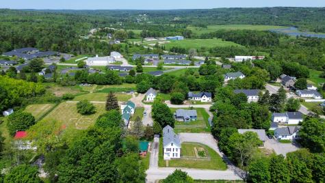 11 Gardner Avenue Machias ME 04654