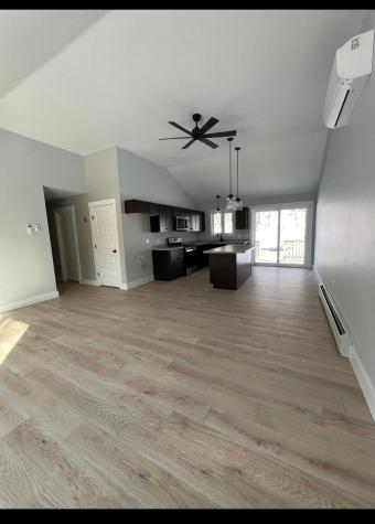 4 Colonial Drive Raymond ME 04071