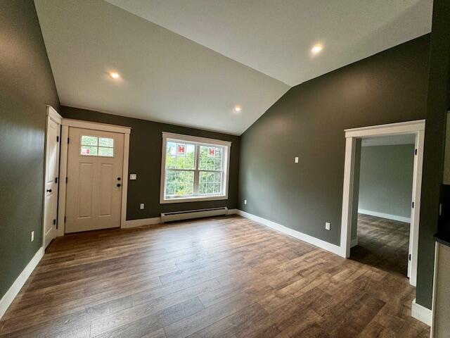 4 Colonial Drive Raymond ME 04071