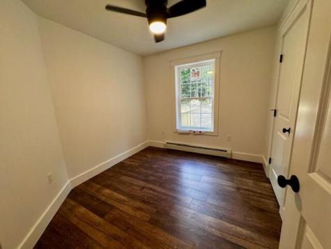 4 Colonial Drive Raymond ME 04071