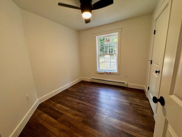 4 Colonial Drive Raymond ME 04071