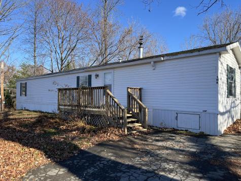 106 Main Street Skowhegan ME 04976