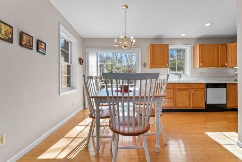 24 Spring Pond Circle York ME 03909