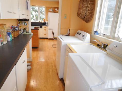 26 Mountain Avenue Lewiston ME 04240