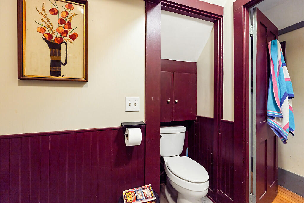 131 Brunswick Avenue Gardiner ME 04345