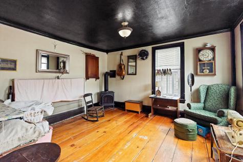 131 Brunswick Avenue Gardiner ME 04345