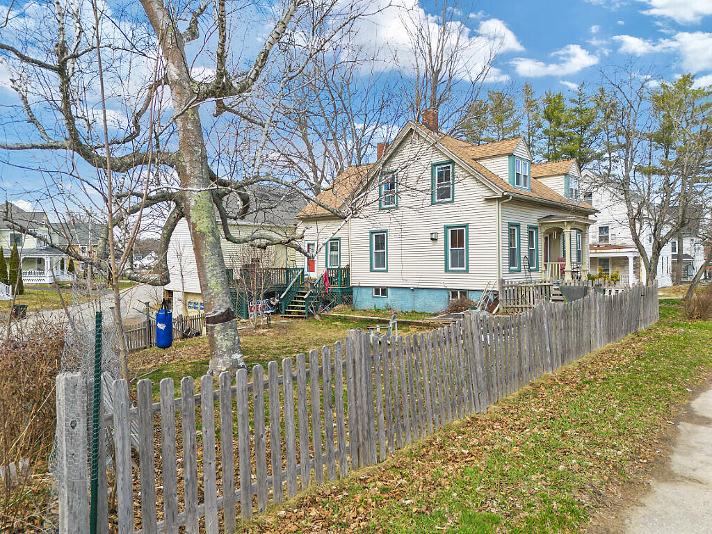 131 Brunswick Avenue Gardiner ME 04345