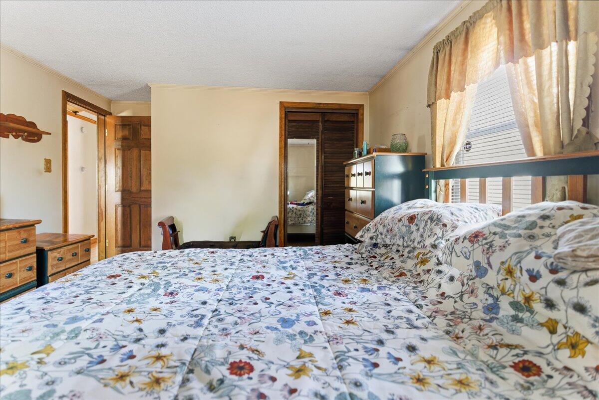 26 Carpenter Road Poland ME 04274