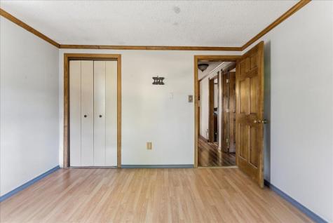 26 Carpenter Road Poland ME 04274