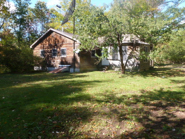 22 Davis Farm Road Raymond ME 04071