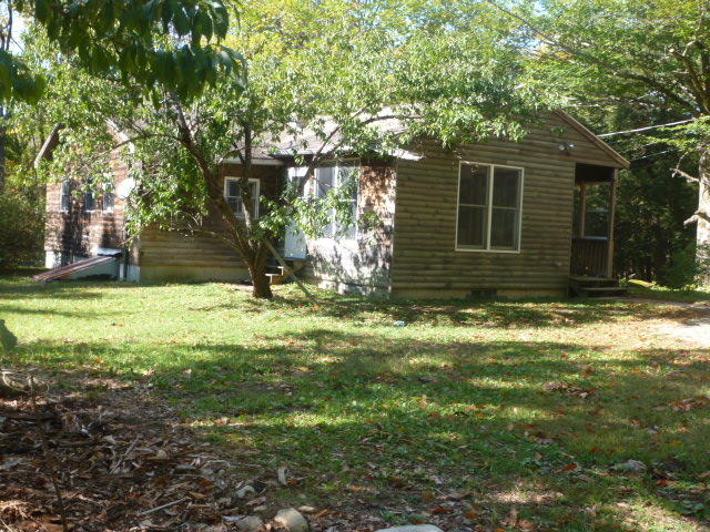 22 Davis Farm Road Raymond ME 04071