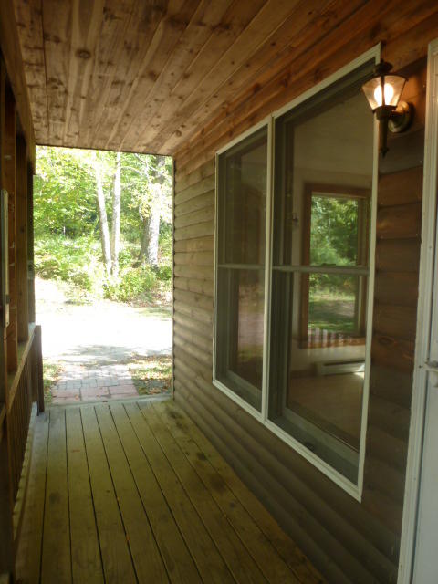 22 Davis Farm Road Raymond ME 04071
