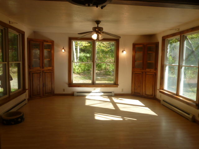 22 Davis Farm Road Raymond ME 04071