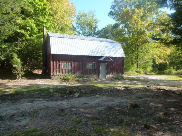 22 Davis Farm Road Raymond ME 04071
