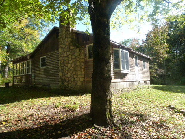 22 Davis Farm Road Raymond ME 04071