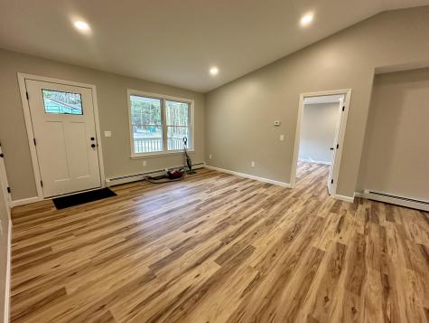 32 Helena Way Bridgton ME 04009