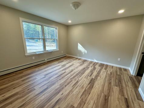 32 Helena Way Bridgton ME 04009