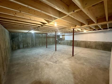 32 Helena Way Bridgton ME 04009