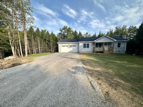 32 Helena Way Bridgton ME 04009