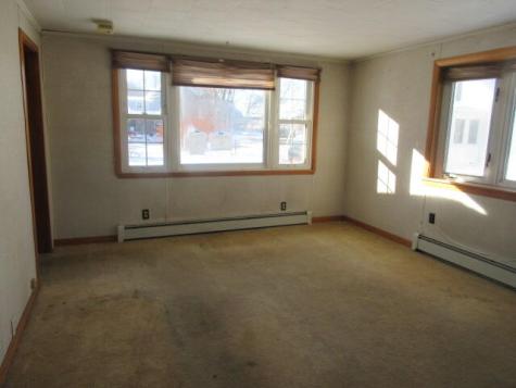 8 Gibbons Court Brewer ME 04412