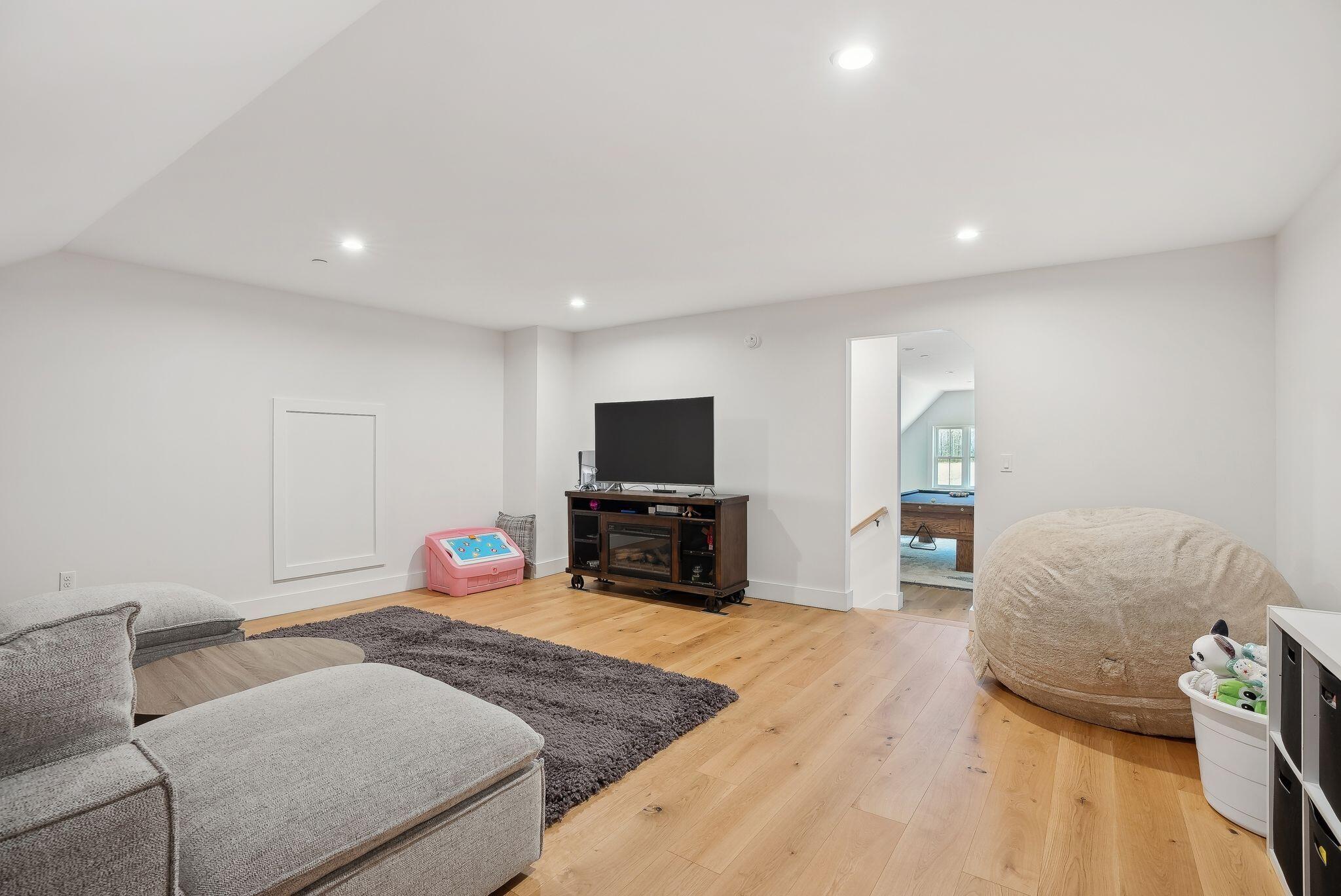 68 Green Acres Drive Buxton ME 04093